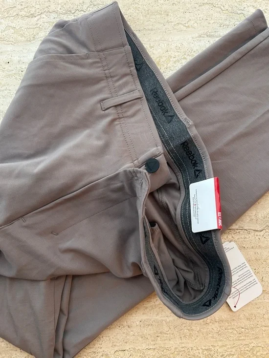 NEW 🆕 Reebok Men's Stretch Performance Pants six pockets - Picture 7 of 8